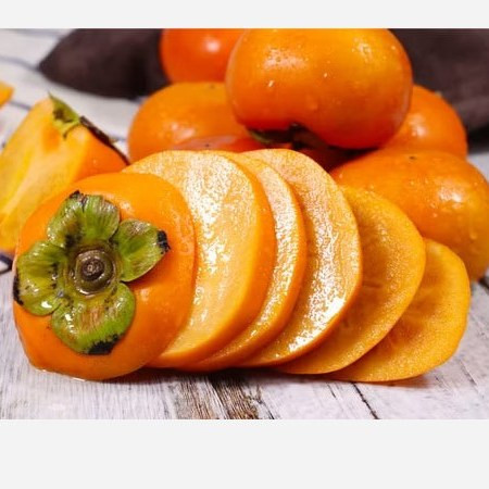 نهال خرمالو سیبی مکعبی ( قاچی شیرازی ) گلدانی